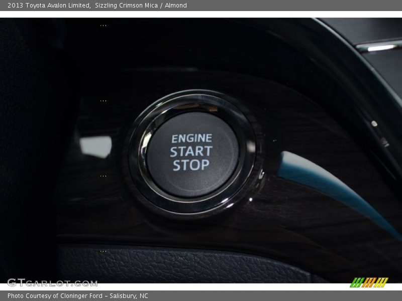 Sizzling Crimson Mica / Almond 2013 Toyota Avalon Limited