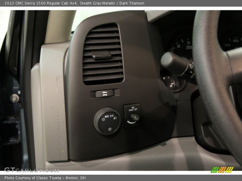 Stealth Gray Metallic / Dark Titanium 2013 GMC Sierra 1500 Regular Cab 4x4