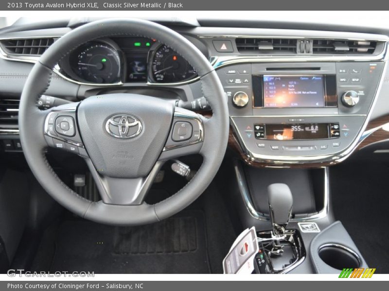 Classic Silver Metallic / Black 2013 Toyota Avalon Hybrid XLE