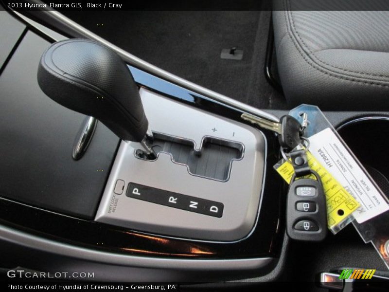 Black / Gray 2013 Hyundai Elantra GLS
