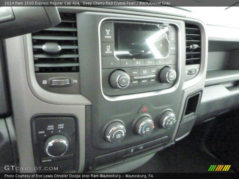 Controls of 2014 1500 Express Regular Cab 4x4