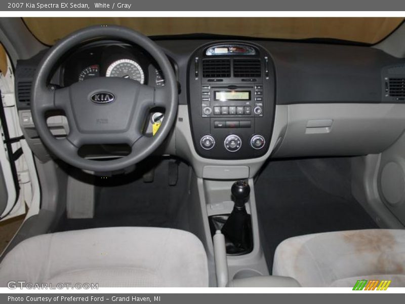 White / Gray 2007 Kia Spectra EX Sedan