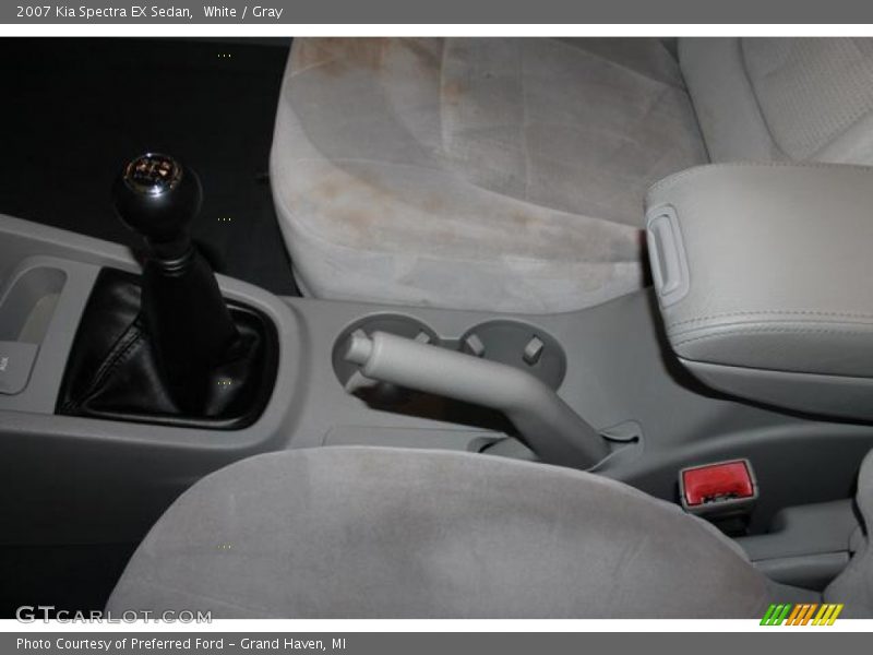 White / Gray 2007 Kia Spectra EX Sedan