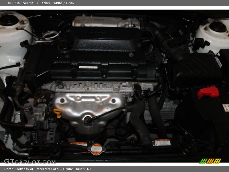 White / Gray 2007 Kia Spectra EX Sedan