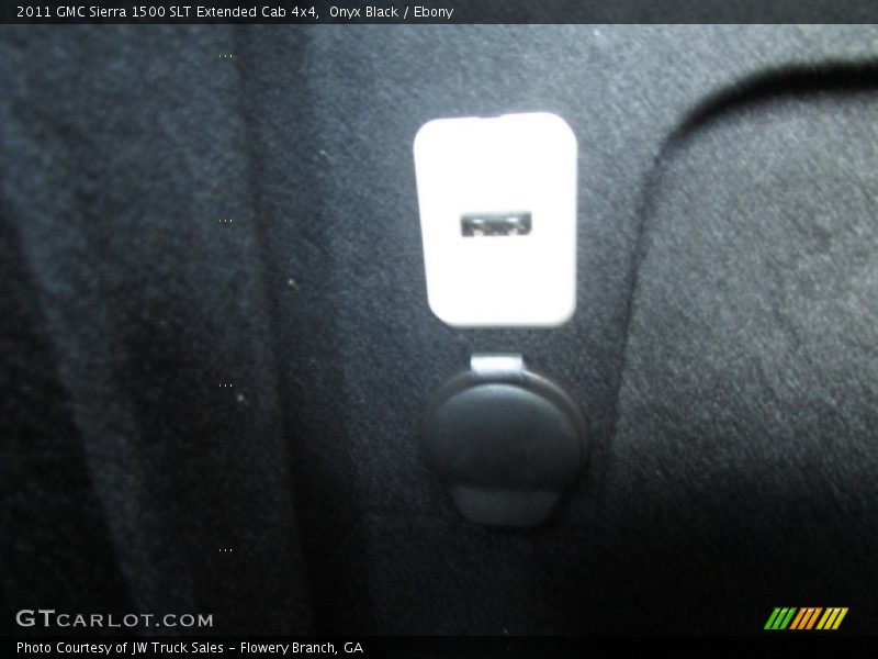 Onyx Black / Ebony 2011 GMC Sierra 1500 SLT Extended Cab 4x4