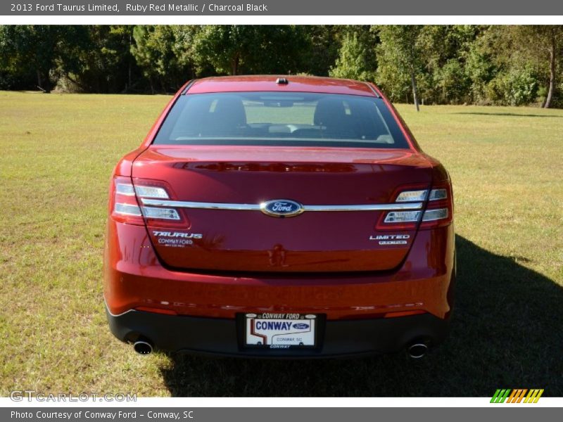 Ruby Red Metallic / Charcoal Black 2013 Ford Taurus Limited