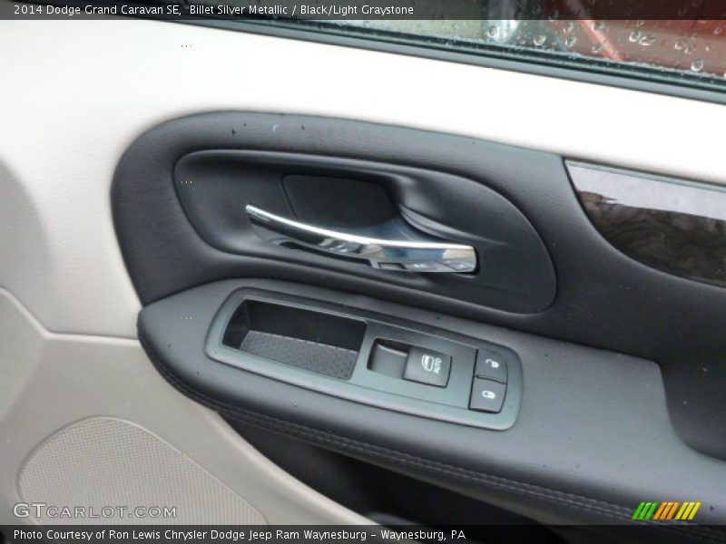 Billet Silver Metallic / Black/Light Graystone 2014 Dodge Grand Caravan SE