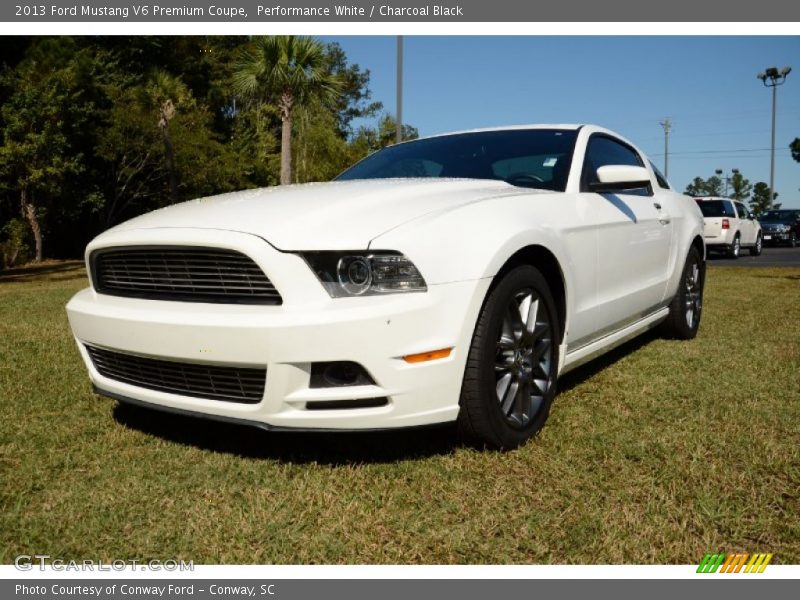 Performance White / Charcoal Black 2013 Ford Mustang V6 Premium Coupe