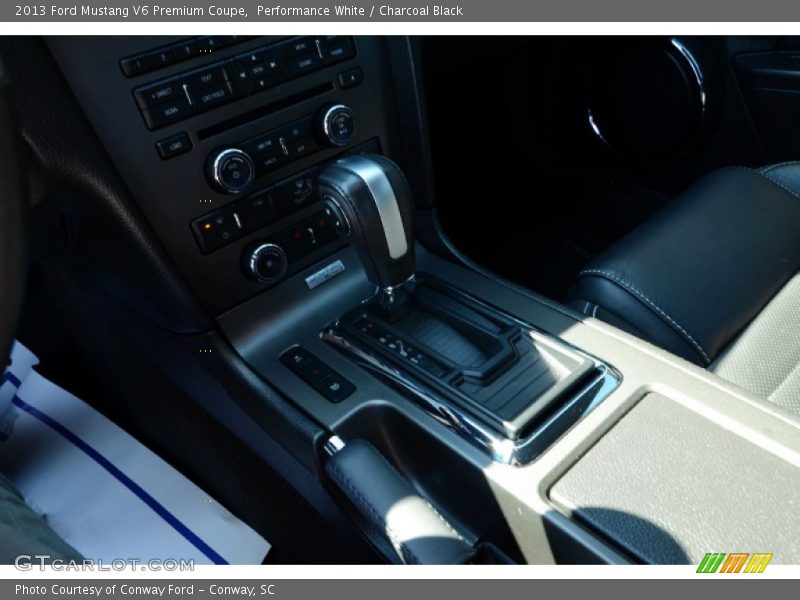 Performance White / Charcoal Black 2013 Ford Mustang V6 Premium Coupe