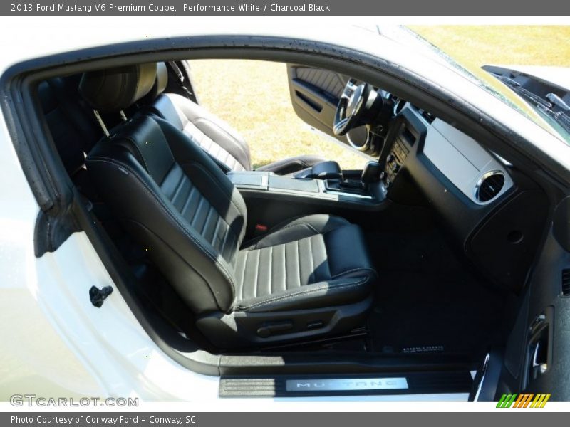 Performance White / Charcoal Black 2013 Ford Mustang V6 Premium Coupe