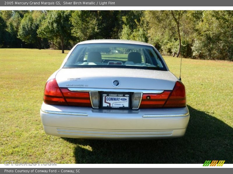 Silver Birch Metallic / Light Flint 2005 Mercury Grand Marquis GS