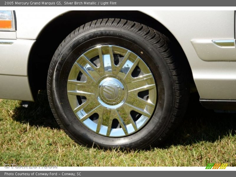 Silver Birch Metallic / Light Flint 2005 Mercury Grand Marquis GS