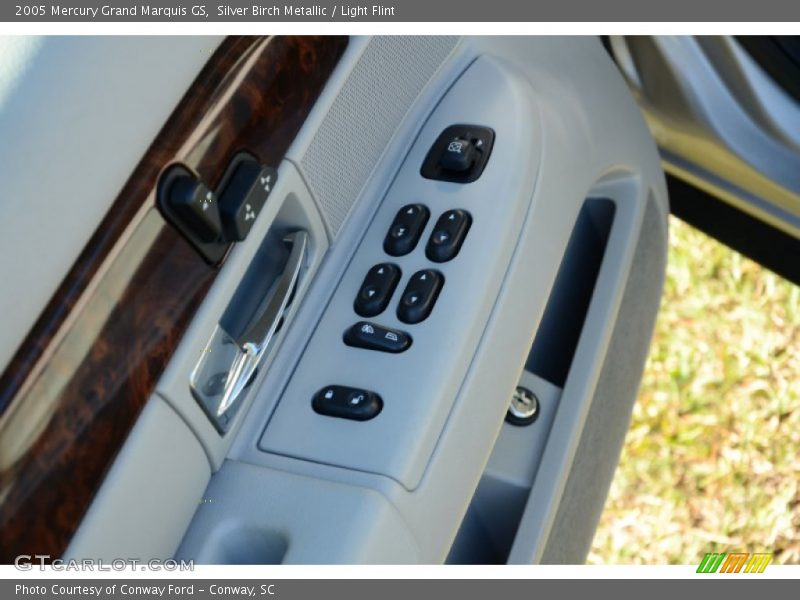 Silver Birch Metallic / Light Flint 2005 Mercury Grand Marquis GS