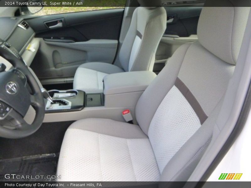 Super White / Ash 2014 Toyota Camry LE