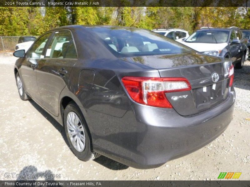 Magnetic Gray Metallic / Ash 2014 Toyota Camry L