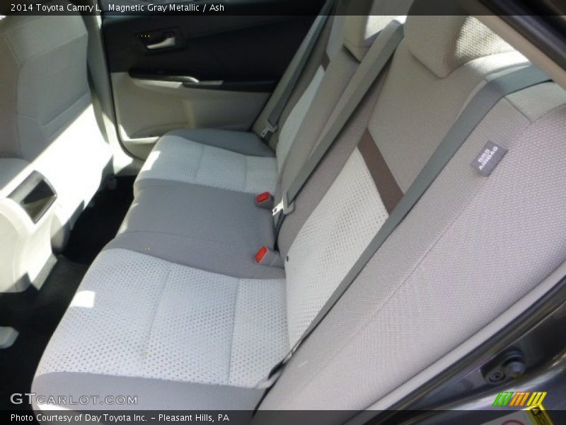 Magnetic Gray Metallic / Ash 2014 Toyota Camry L