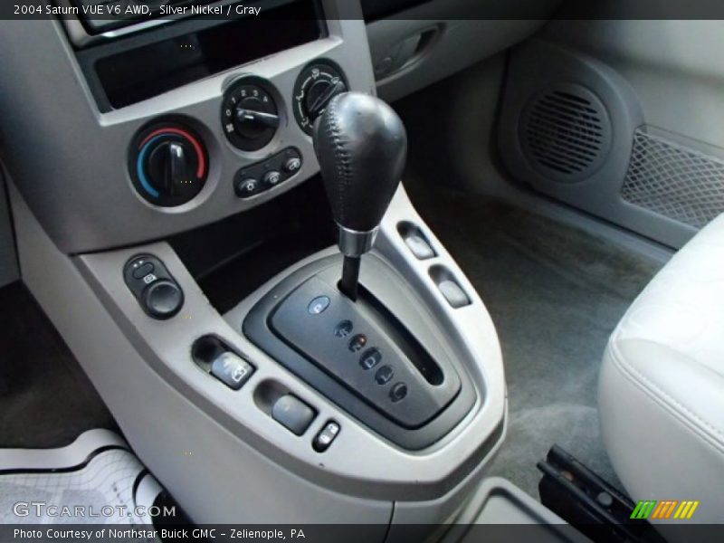Silver Nickel / Gray 2004 Saturn VUE V6 AWD