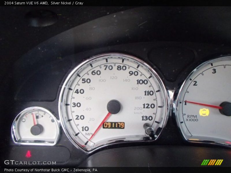 Silver Nickel / Gray 2004 Saturn VUE V6 AWD