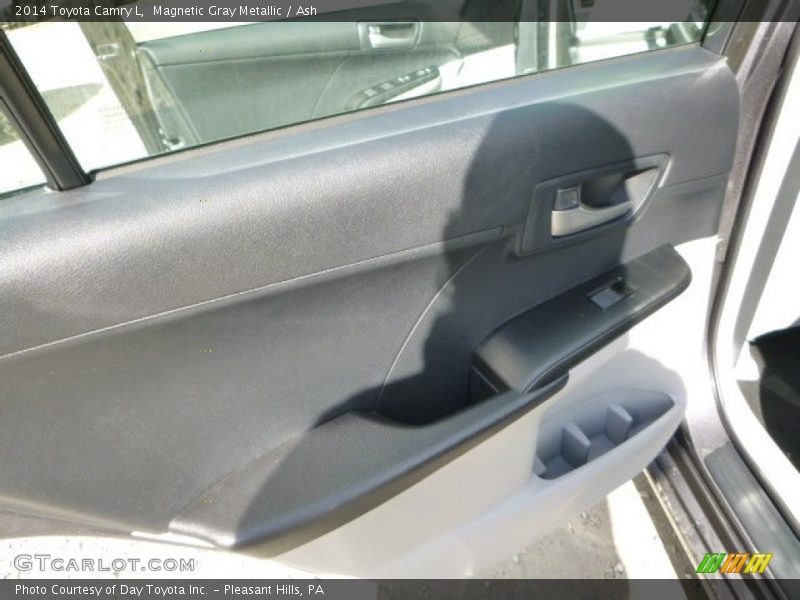 Magnetic Gray Metallic / Ash 2014 Toyota Camry L