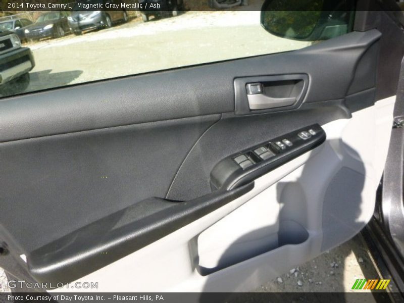 Magnetic Gray Metallic / Ash 2014 Toyota Camry L