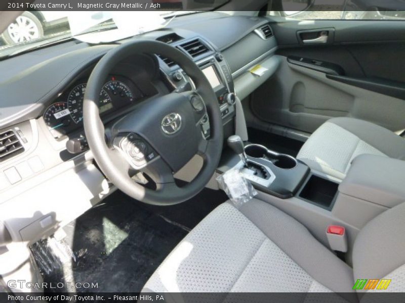 Magnetic Gray Metallic / Ash 2014 Toyota Camry L