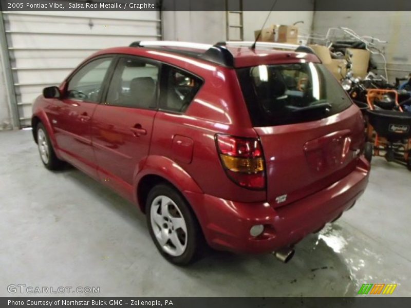 Salsa Red Metallic / Graphite 2005 Pontiac Vibe