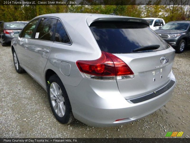 Classic Silver Metallic / Black 2014 Toyota Venza LE