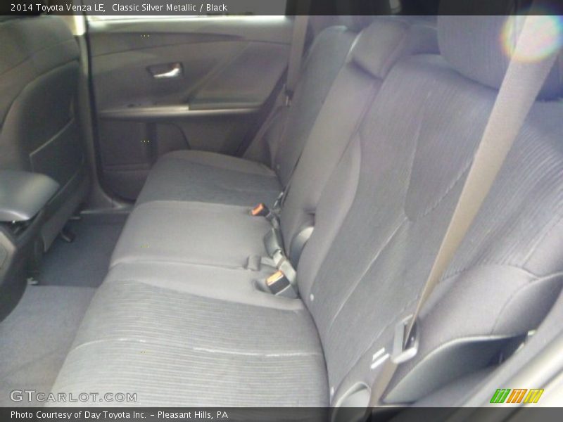 Classic Silver Metallic / Black 2014 Toyota Venza LE