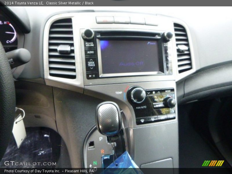 Classic Silver Metallic / Black 2014 Toyota Venza LE