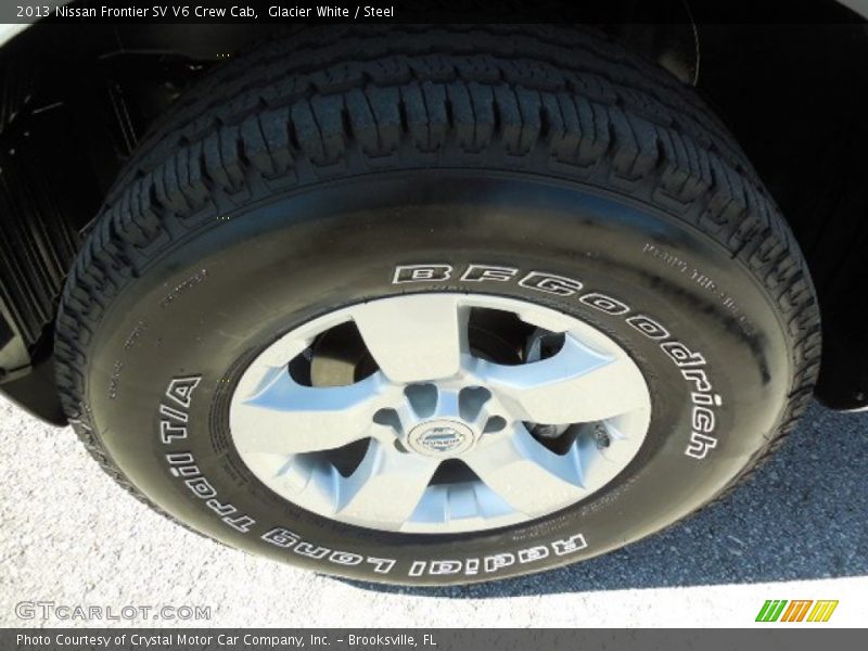 Glacier White / Steel 2013 Nissan Frontier SV V6 Crew Cab