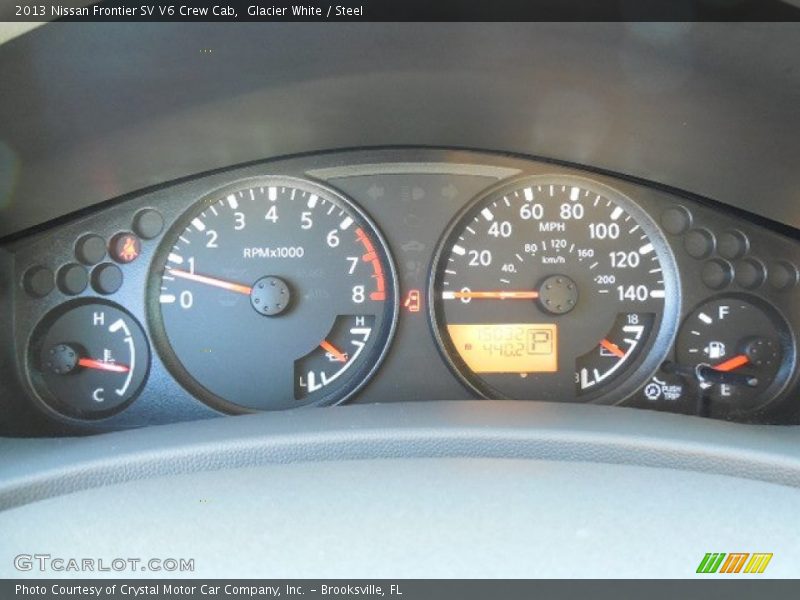 Glacier White / Steel 2013 Nissan Frontier SV V6 Crew Cab