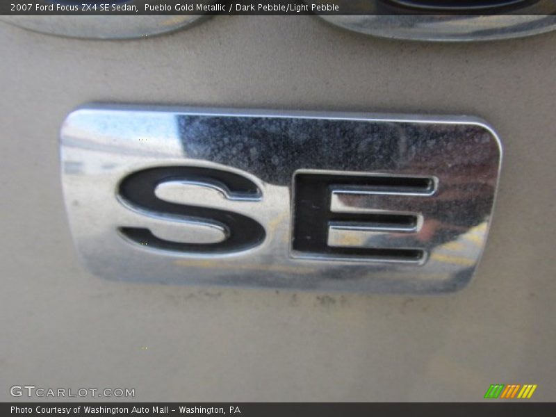 Pueblo Gold Metallic / Dark Pebble/Light Pebble 2007 Ford Focus ZX4 SE Sedan