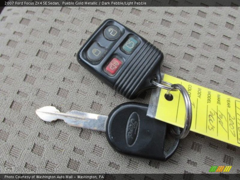 Pueblo Gold Metallic / Dark Pebble/Light Pebble 2007 Ford Focus ZX4 SE Sedan