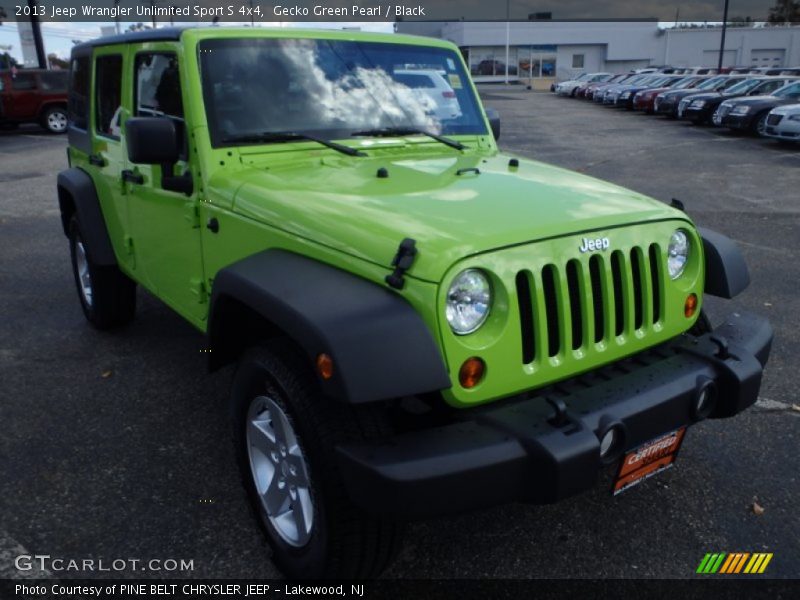 Gecko Green Pearl / Black 2013 Jeep Wrangler Unlimited Sport S 4x4