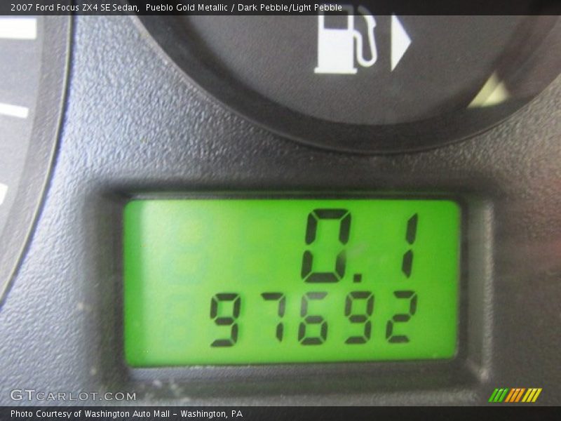 Pueblo Gold Metallic / Dark Pebble/Light Pebble 2007 Ford Focus ZX4 SE Sedan