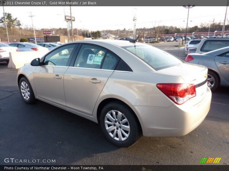 Gold Mist Metallic / Jet Black 2011 Chevrolet Cruze LT