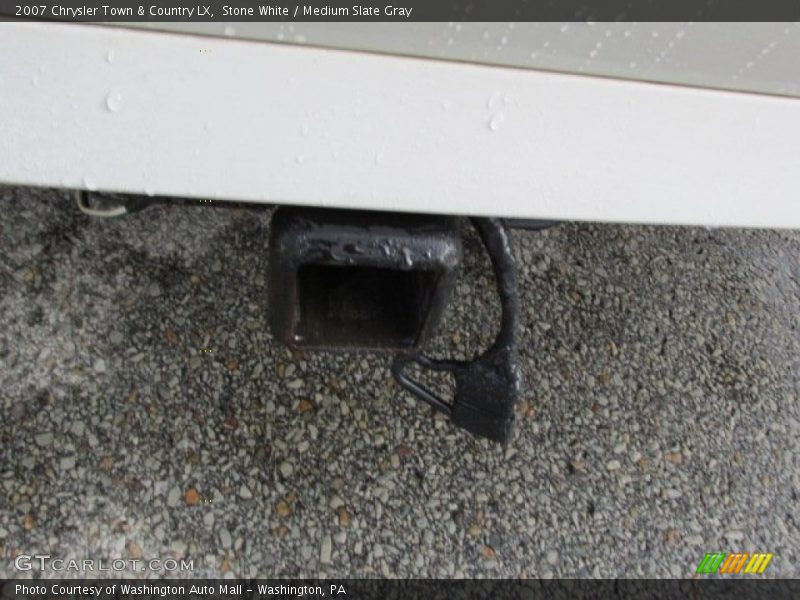 Stone White / Medium Slate Gray 2007 Chrysler Town & Country LX