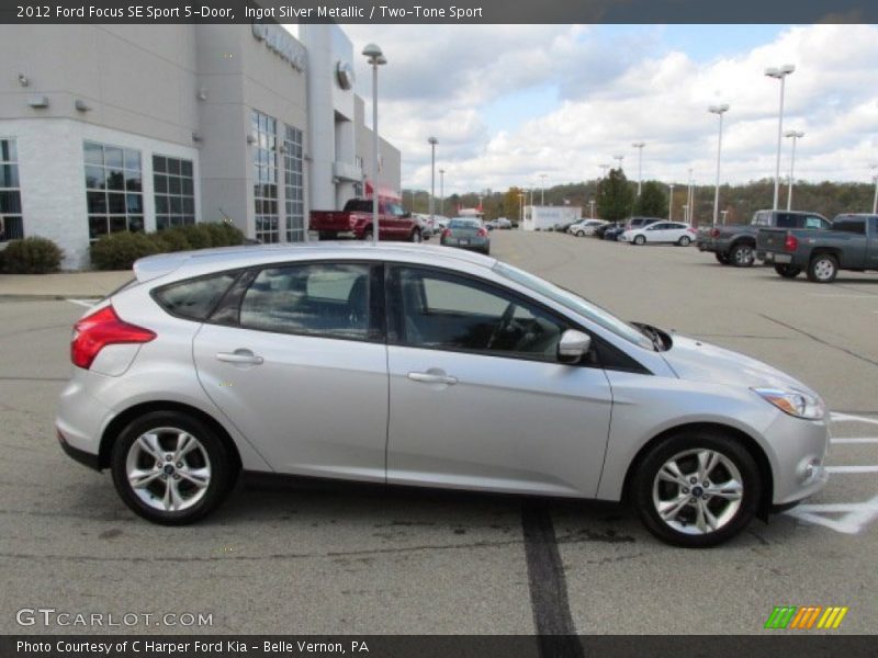 Ingot Silver Metallic / Two-Tone Sport 2012 Ford Focus SE Sport 5-Door