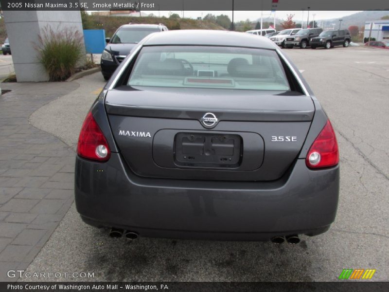 Smoke Metallic / Frost 2005 Nissan Maxima 3.5 SE