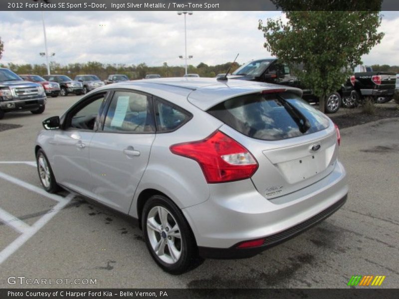 Ingot Silver Metallic / Two-Tone Sport 2012 Ford Focus SE Sport 5-Door