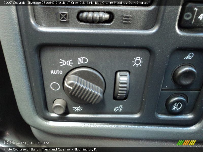Blue Granite Metallic / Dark Charcoal 2007 Chevrolet Silverado 2500HD Classic LT Crew Cab 4x4