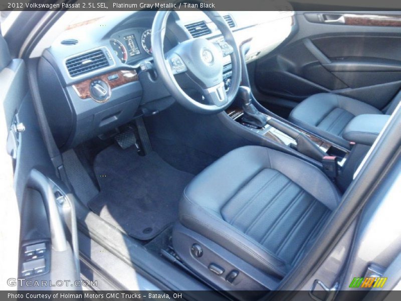Platinum Gray Metallic / Titan Black 2012 Volkswagen Passat 2.5L SEL