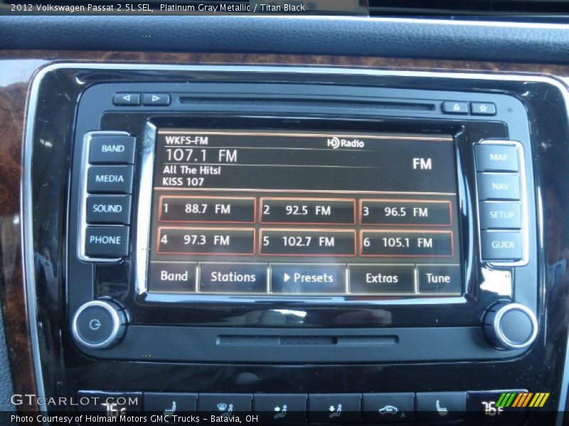 Platinum Gray Metallic / Titan Black 2012 Volkswagen Passat 2.5L SEL