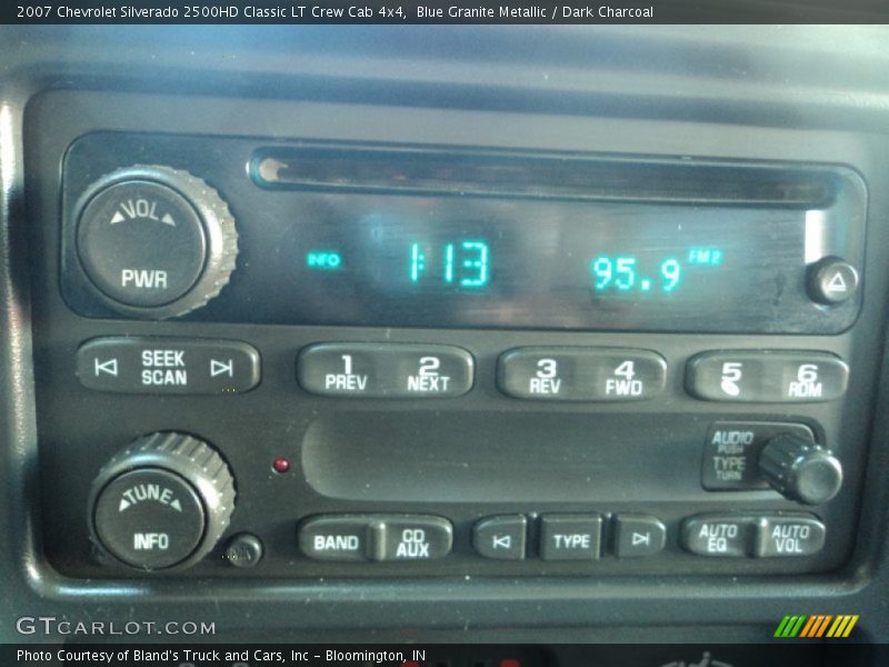 Blue Granite Metallic / Dark Charcoal 2007 Chevrolet Silverado 2500HD Classic LT Crew Cab 4x4