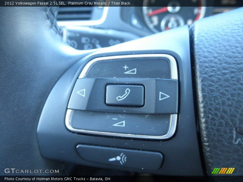 Platinum Gray Metallic / Titan Black 2012 Volkswagen Passat 2.5L SEL