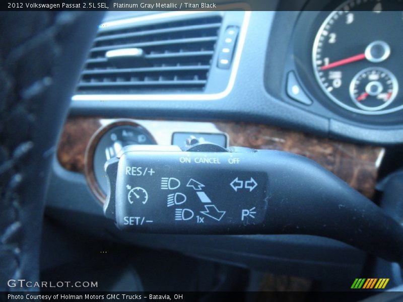 Platinum Gray Metallic / Titan Black 2012 Volkswagen Passat 2.5L SEL
