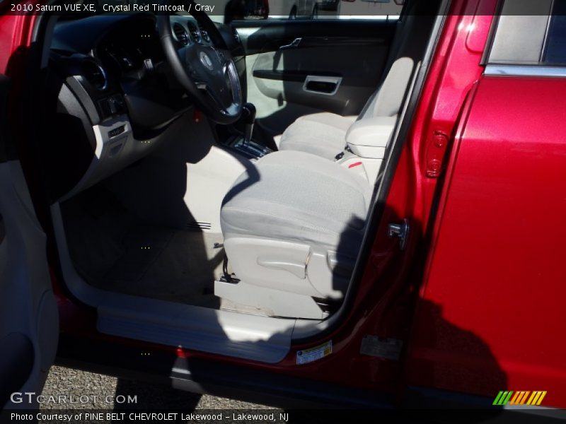Crystal Red Tintcoat / Gray 2010 Saturn VUE XE