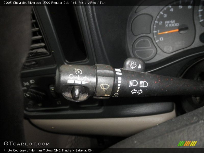Victory Red / Tan 2005 Chevrolet Silverado 1500 Regular Cab 4x4