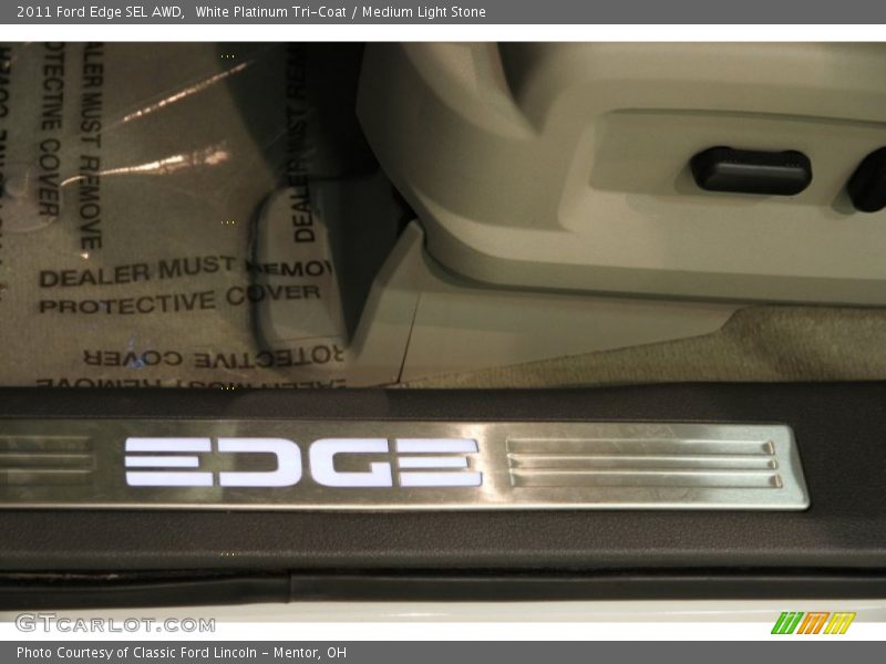 White Platinum Tri-Coat / Medium Light Stone 2011 Ford Edge SEL AWD