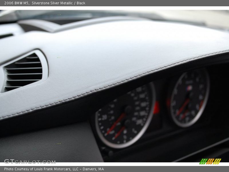 Silverstone Silver Metallic / Black 2006 BMW M5